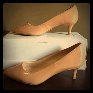 Nine West nude kitten heels