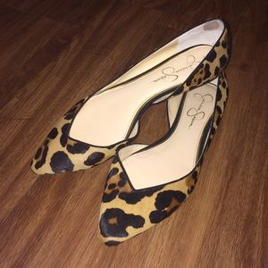 Jessica Simpson leopard print pointy-toe flats