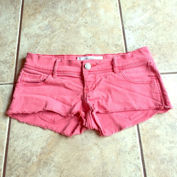 Gilly Hicks pink denim booty shorts