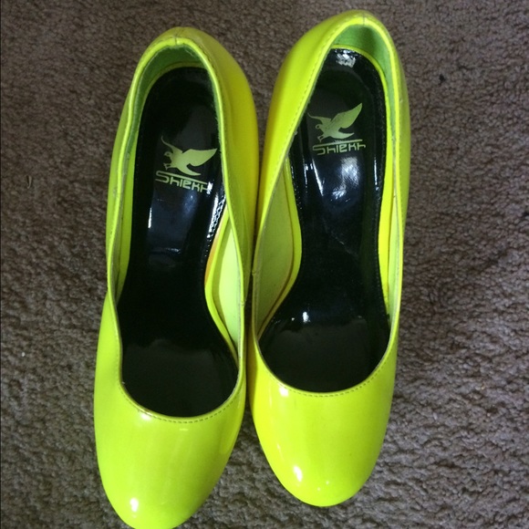 High heels - Picture 4 of 4