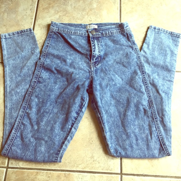 F21 high waisted denim jeans
