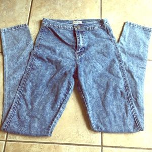 F21 high waisted denim jeans