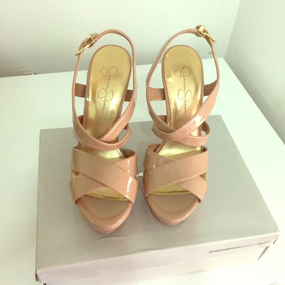 Jessica Simpson Women Poll Platform Sandal