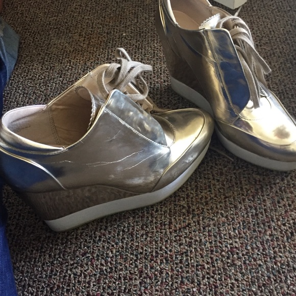 Wedged shoes - Picture 2 of 3