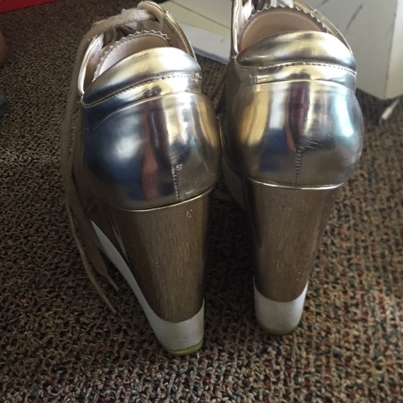Wedged shoes - Picture 3 of 3
