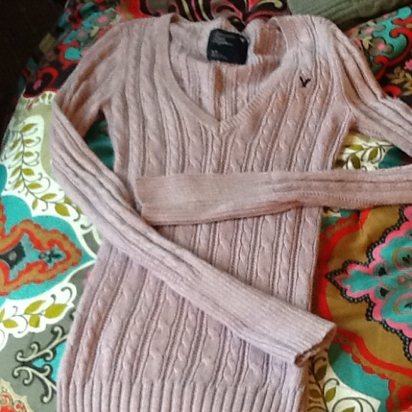 Lavender American eagle sweater