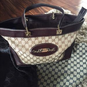 💥AUTHENTIC GUCCI HANDBAG💥