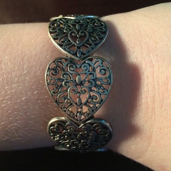 Heart bracelet 💕 3 jewelry pieces for $15!