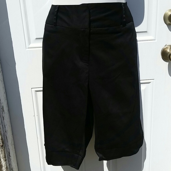 New Plus size Capri short.