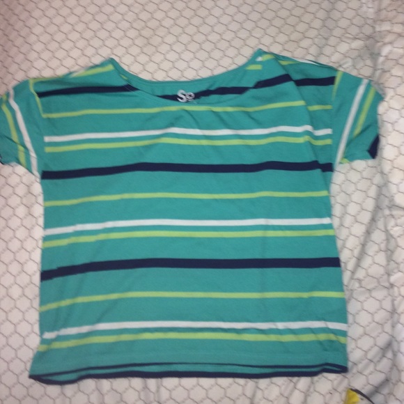 Crop top - Picture 1 of 1