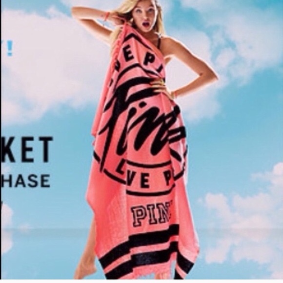 PINK BEACH BLANKET 💞💞 BEST AND FINAL