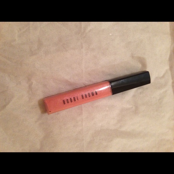 High shimmer lip gloss