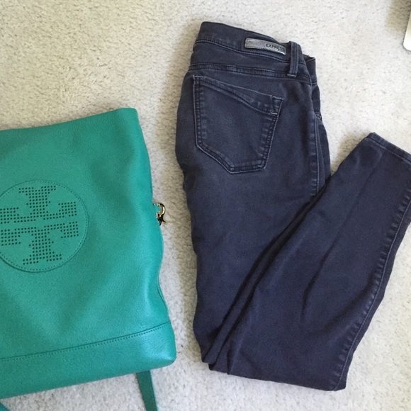 ❌sold in a bundle❌Express faded black jeans - Picture 3 of 3