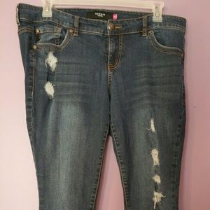 Torrid Skinny leg capri