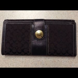 Coach wallet