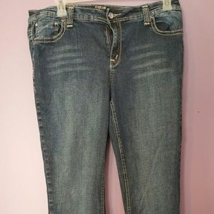Denim stretch skinny boot jeans