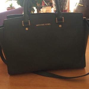 Michael Kors purse
