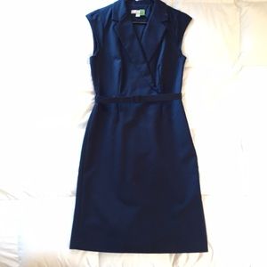 Banana Republic navy suiting dress, size 8