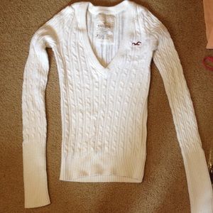 White Hollister  sweater