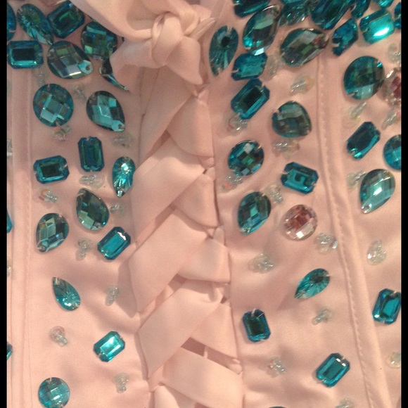 Prom Dress - Picture 4 of 4