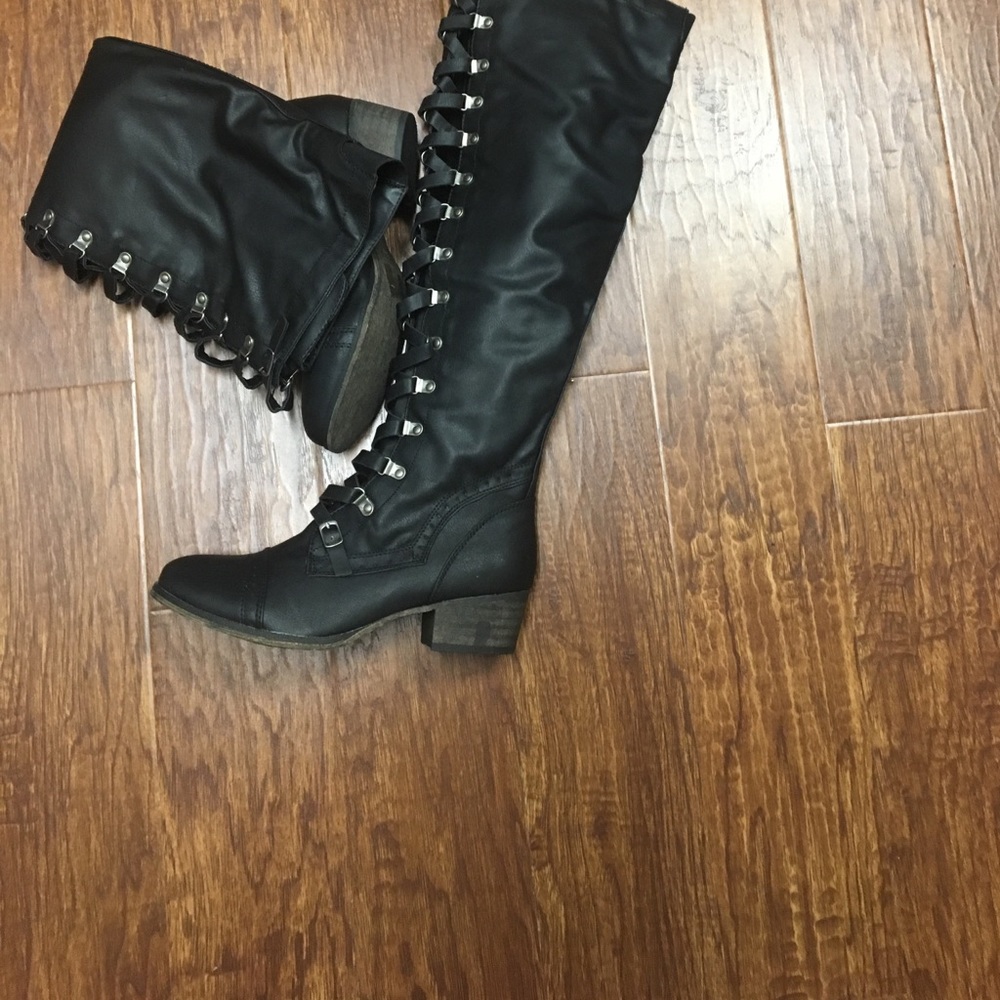 👢HOST PICK👢 Black knee high lace up riding boots - Picture 7 of 7