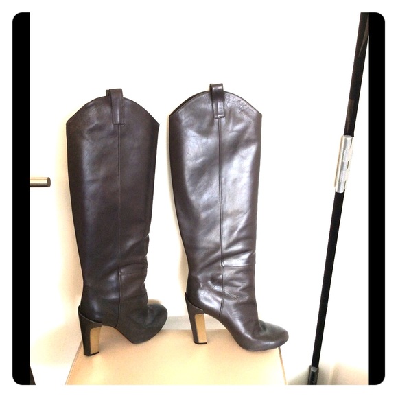 B Brian Atwood dress boots