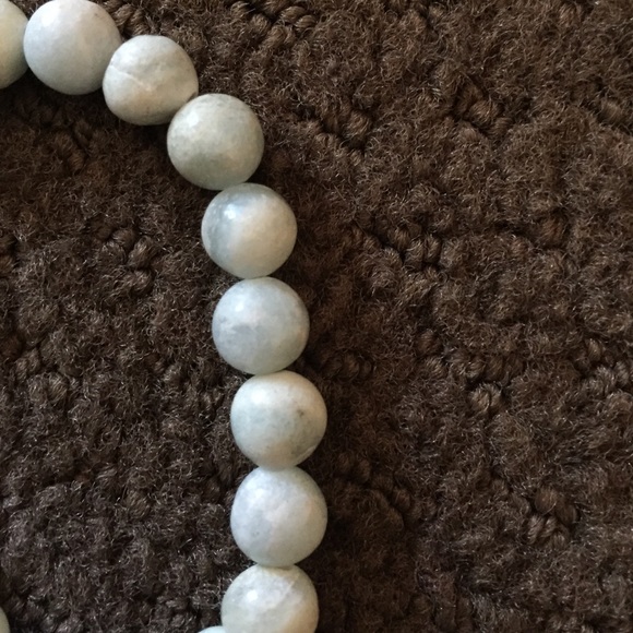 a beautiful beaded bracelet - Picture 2 of 4