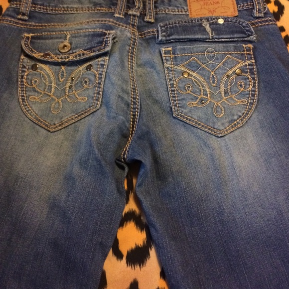 Jeans - Picture 3 of 4