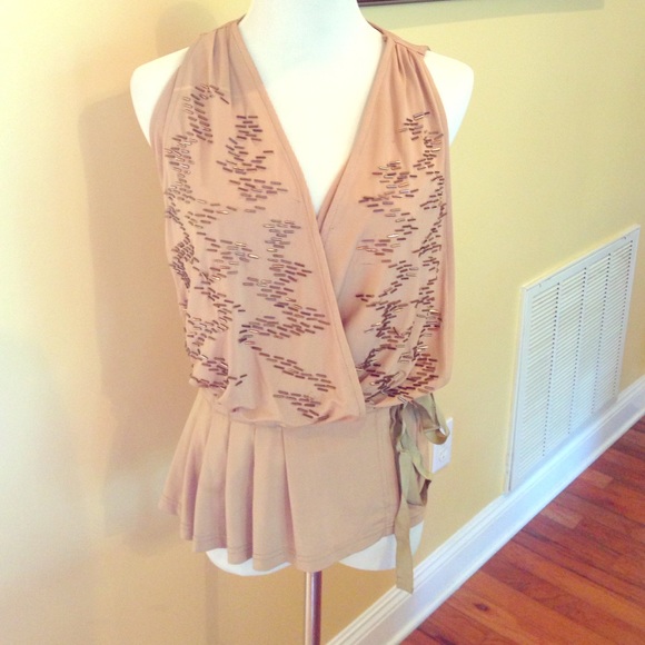 Beaded gold top