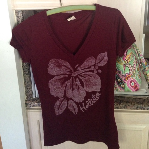 maroon v neck shirt from hollister