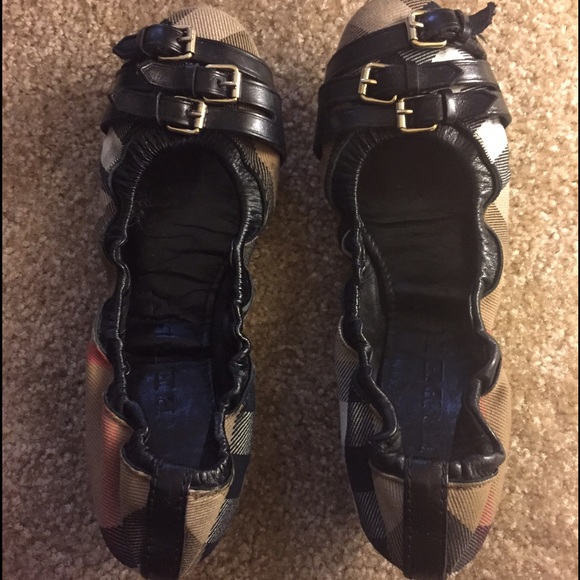 Burberry Falcony ballet slippers with buckles - Picture 2 of 4