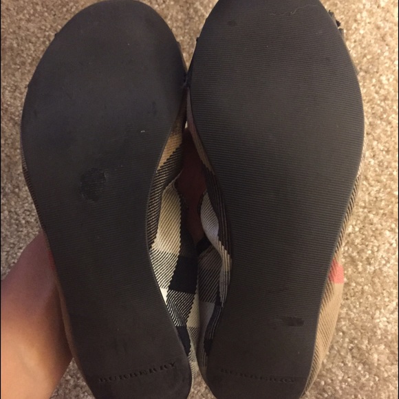 Burberry Falcony ballet slippers with buckles - Picture 3 of 4