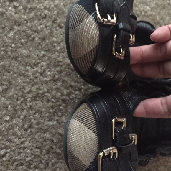 Burberry Falcony ballet slippers with buckles - Picture 4 of 4