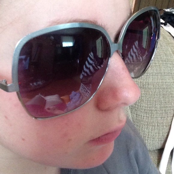 Sunglasses - Picture 3 of 3