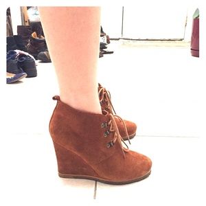 Steve Madden Tanngoo wedge boots