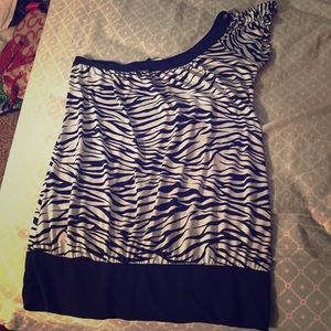 Zebra One Sleeve Tank