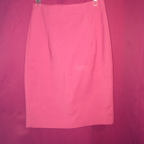 Pink pencil skirt