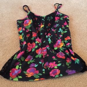 Floral tank top with black lace details