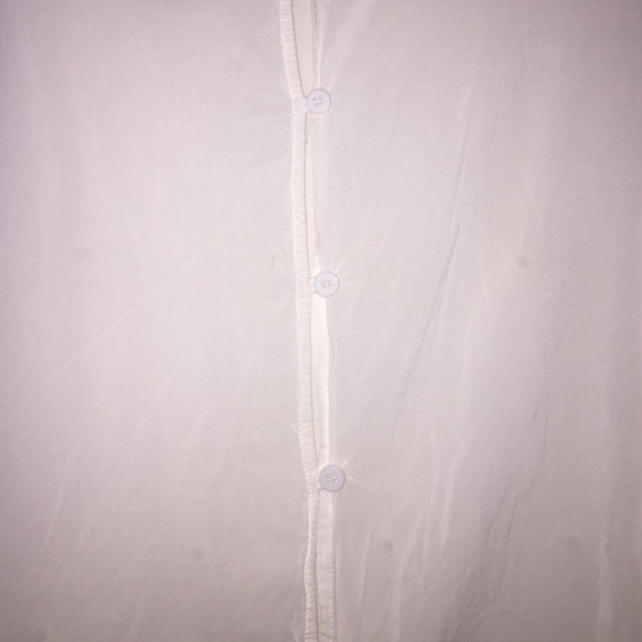 White top - Picture 4 of 4