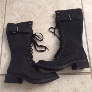 Tall black timberland boots
