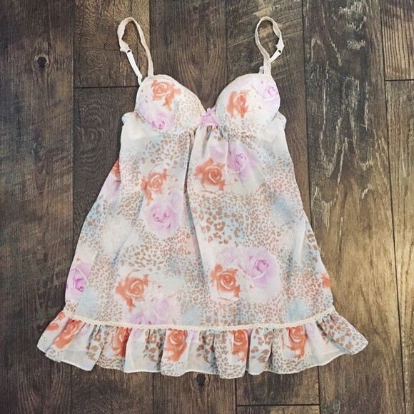 • Jessica Simpson Nighty •