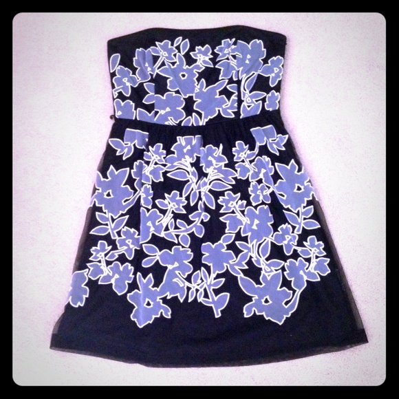 White House Black Market Dresses & Skirts - White House Black Market Semi Formal Dress