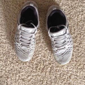 Size 9.5 Nike trainer running shoes