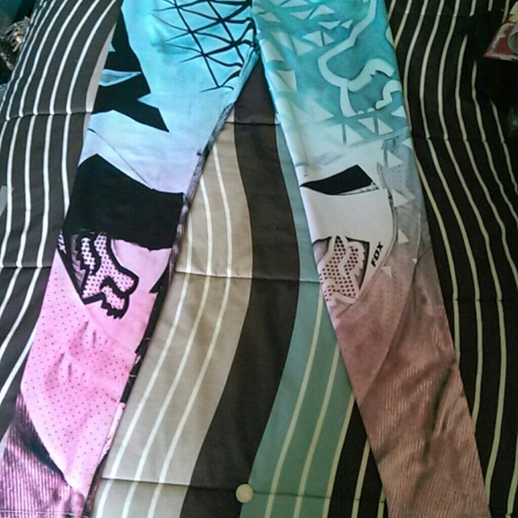 FOX Leggings NWOT