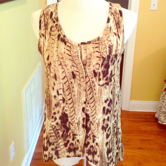 Leopard print top