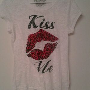 Kiss Me T