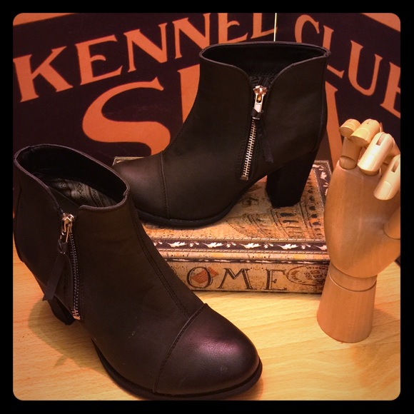 Cathy Jean Ankle Boots NWOT
