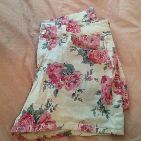 Forever 21 floral shorts