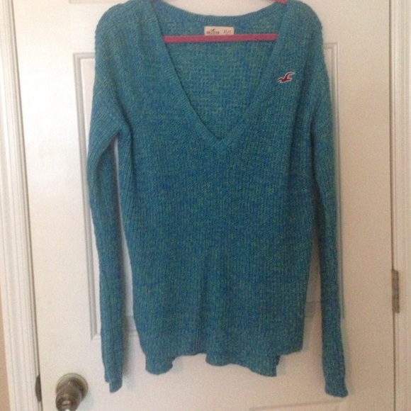 Cute blue and green HOLLISTER sweater v neck