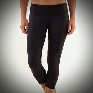 Size 8⃣ lulu Crops